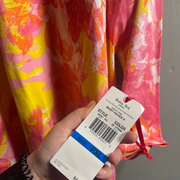 NWT Ruby Rd. Top - Picture 5 of 6